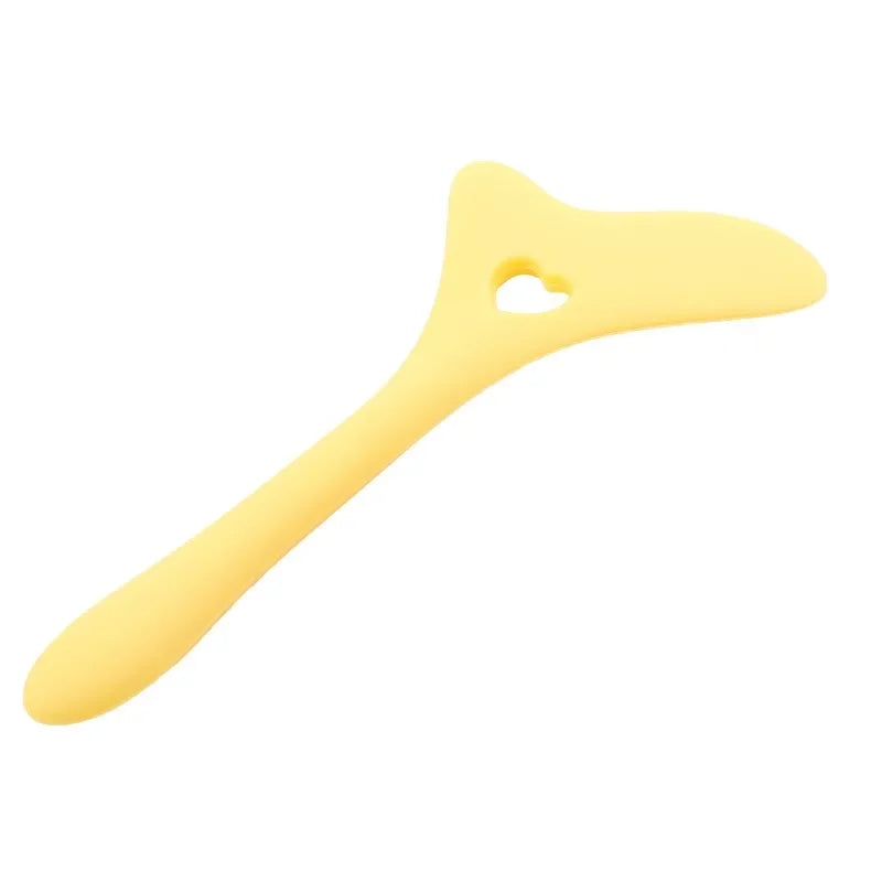 Multi-Functional Silicone Eyeliner & Lipstick Stencil Tool