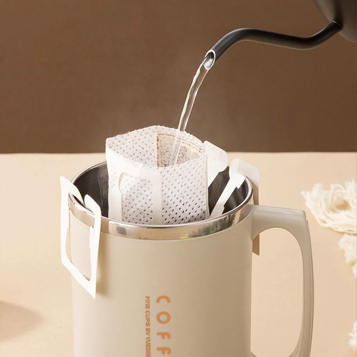 Double-Layer Coffee Cup with Spoon&Straw